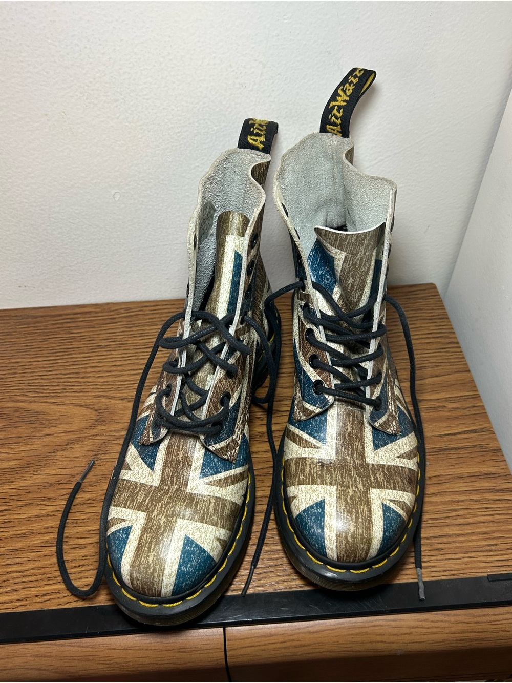 Dr. Martens Union Jack Combat Boots - Blue & Brown - Picture 3 of 7